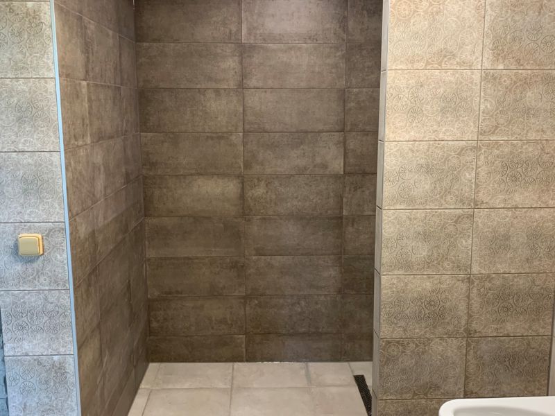 obklady a dlažby STAVBY ŠESTÁK