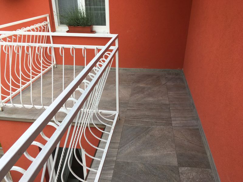 obklady a dlažby STAVBY ŠESTÁK